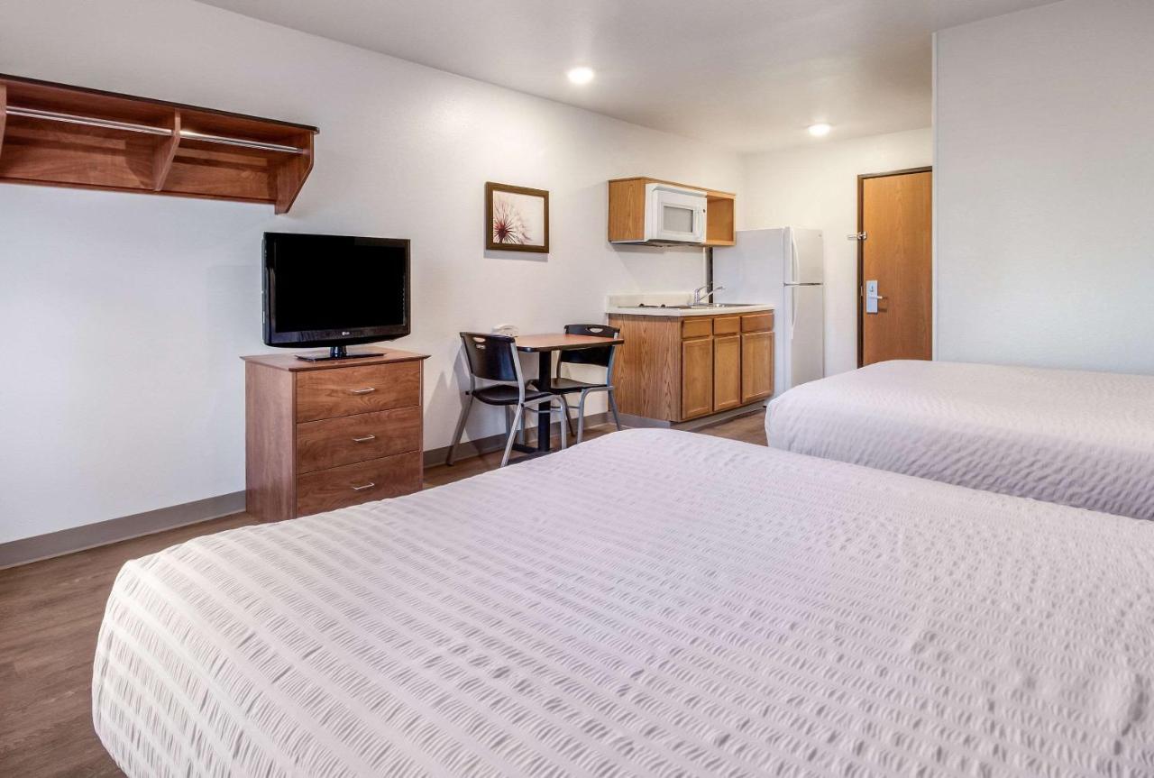 Woodspring Suites Houston Бейтаун Экстерьер фото